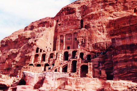 017.petra.jpg (251731 byte)